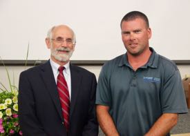 Mr. Nathan Curling with VIMS Dean & Director John Wells following the Awards Ceremony. © C. Katella.