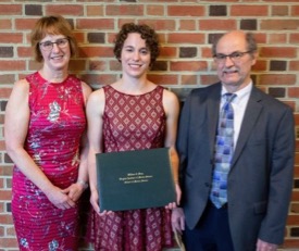 Graduate Kristen Bachand (C) with her parents Ginny and Greg Bachand following the VIMS Diploma ceremony. © N. Meyer/W&M.
