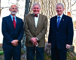 From Left: Dr. John Wells, dean and director of VIMS; the Honorable W. Tayloe Murphy Jr., former Virginia secretary of natural resources and a member of the Hull Springs Farm Foundation; and Longwood President Patrick Finnegan in front of Hull Springs Farm's 400-year-old signature Southern Red Oak tree.