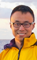 VIMS professor Donglai Gong.