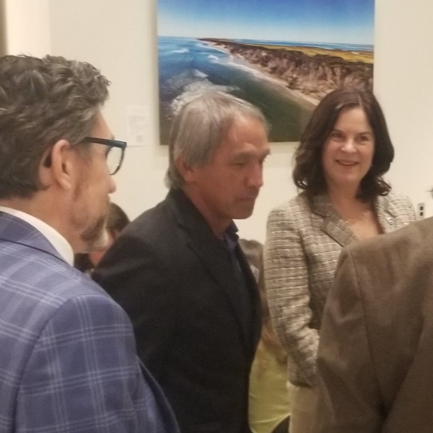 VIMS Scholar in Ocean Residency PVS CEO Nainoa Thompson (center) meets with VIMS Dean & Director Derek Aday (left) and William & Mary President Katherine Rowe (right). Photo credit M. Robbins-Forbes.