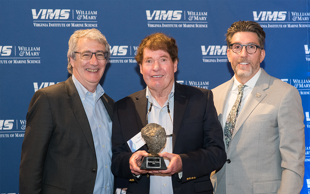 Hardaway (center) with VIMS Foundation Board President Rick Hill (left) and VIMS Dean & Director Derek Aday (right).
