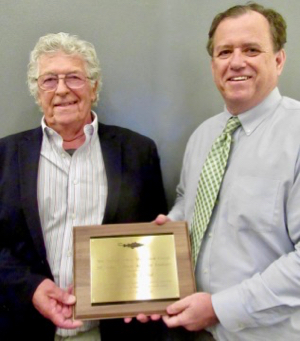 VIMS Emeritus Professor Bill DuPaul (L) receives the  2018 Janice M. Plante Award for Excellence  from Dr. John Quinn, Chair of the New England Fishery Management Council. ©J. Plante/NEFMC.