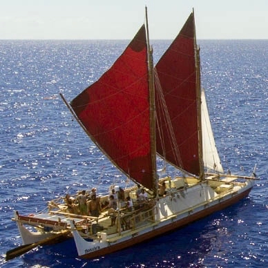 The Hokuleʻa was built in 1975 in the tradition of an ancient Polynesian double-hulled voyaging canoe. © Polynesian Voyaging Society.
