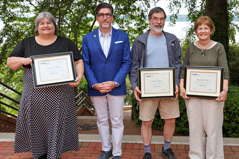 From left to right: Donna Milligan, David Wilcox and Kim Reece