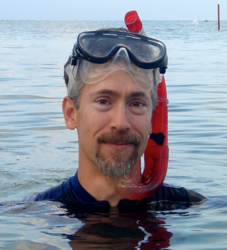 VIMS professor Emmett Duffy is the inaugural winner of the Kobe Award in Marine Biology.